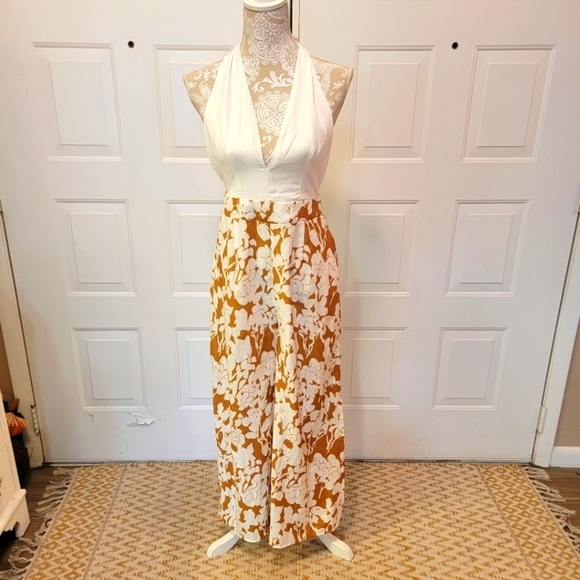 Follow Me Pants - NWT Follow Me white halter printed wide leg bottom backless jumpsuit w/ pockets